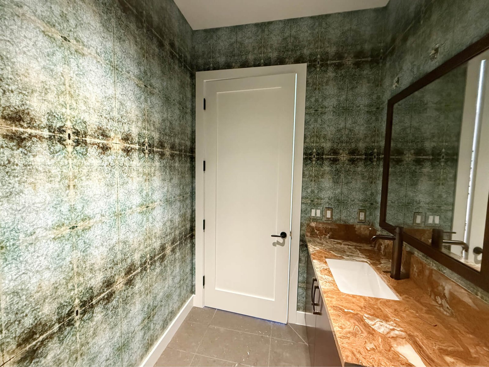 Luxury Guest Bathroom in Boulder