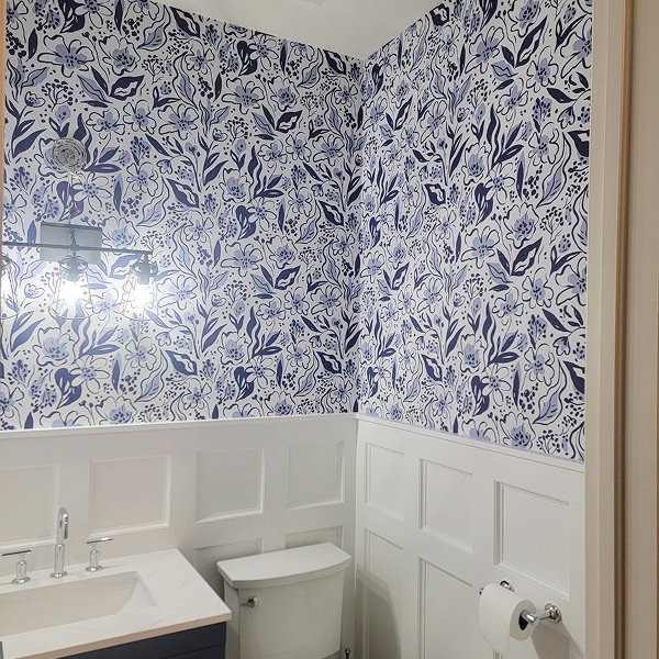 Fort-Collins: Guest bathroom